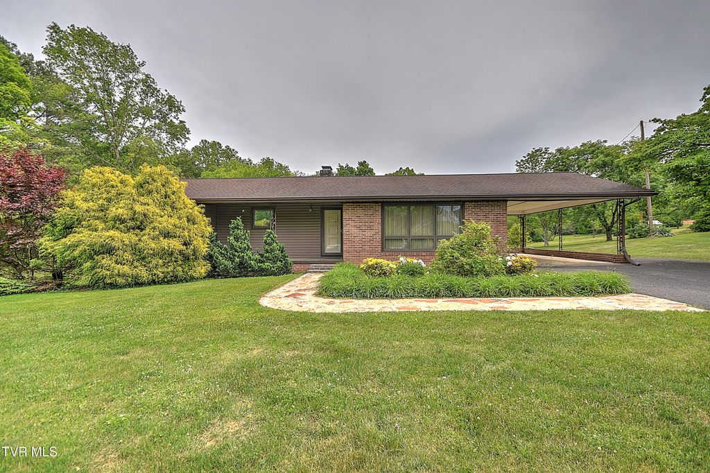 1921 Edens Ridge Road, Kingsport, TN 37664