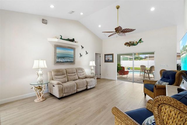 88 WOODSIDE DRIVE, Palm Coast, FL 32164