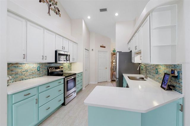 88 WOODSIDE DRIVE, Palm Coast, FL 32164