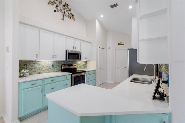 88 WOODSIDE DRIVE, Palm Coast, FL 32164