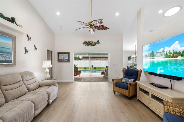 88 WOODSIDE DRIVE, Palm Coast, FL 32164