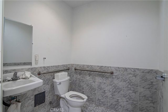 500 N Atlantic Boulevard 132, Monterey Park, CA 91754