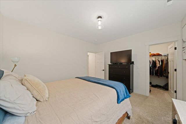 8858 Old Farm Drive, West Chester, OH 45069