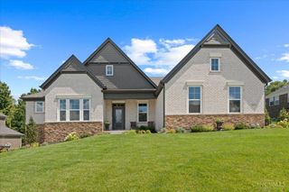 8858 Old Farm Drive, West Chester, OH 45069