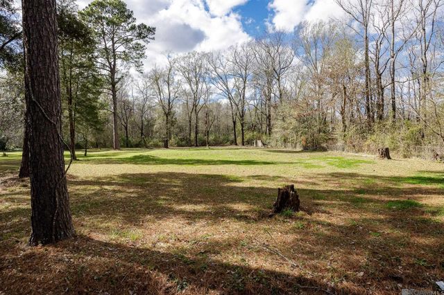 11395 Granberry Dr, Baton Rouge, LA 70811