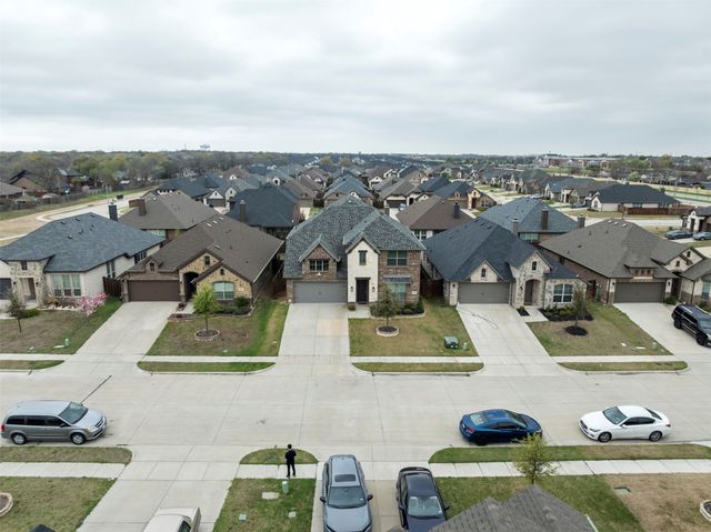 2634 Askern Court, Grand Prairie, TX 75052