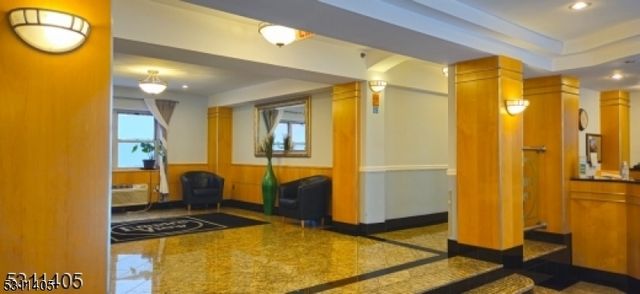 70 S Munn Ave 807, East Orange City, NJ 07018