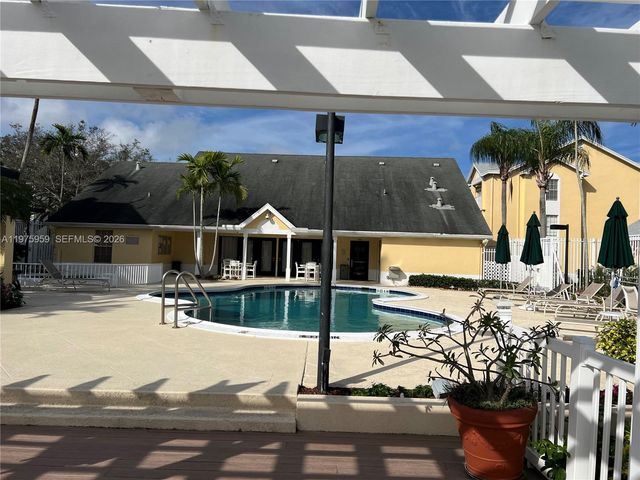 6292 La Costa Dr C, Boca Raton, FL 33433