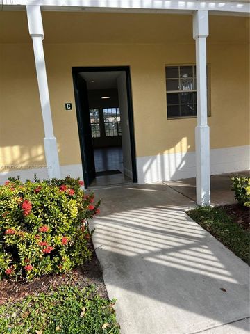 6292 La Costa Dr C, Boca Raton, FL 33433