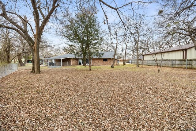 103 Cresendo Place, Joshua, TX 76058