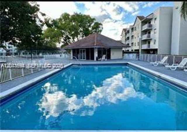 8240 SW 210th Street 101, Cutler Bay, FL 33189