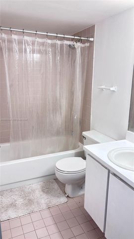 8240 SW 210th Street 101, Cutler Bay, FL 33189