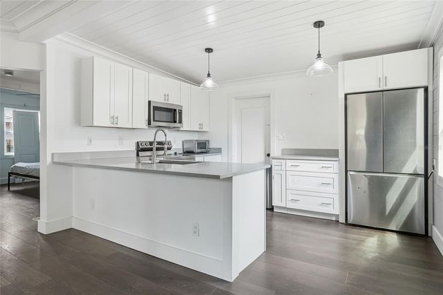 1137 40TH STREET, Sarasota, FL 34234