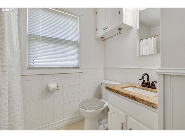 4905 Ne 78TH Ave, Portland, OR 97218