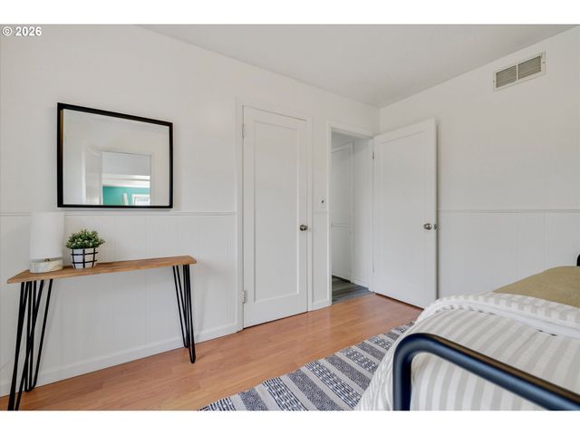 4905 Ne 78TH Ave, Portland, OR 97218