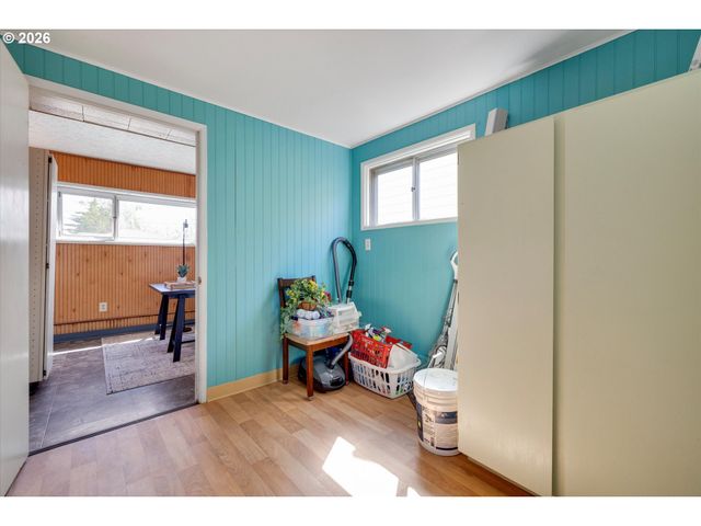 4905 Ne 78TH Ave, Portland, OR 97218
