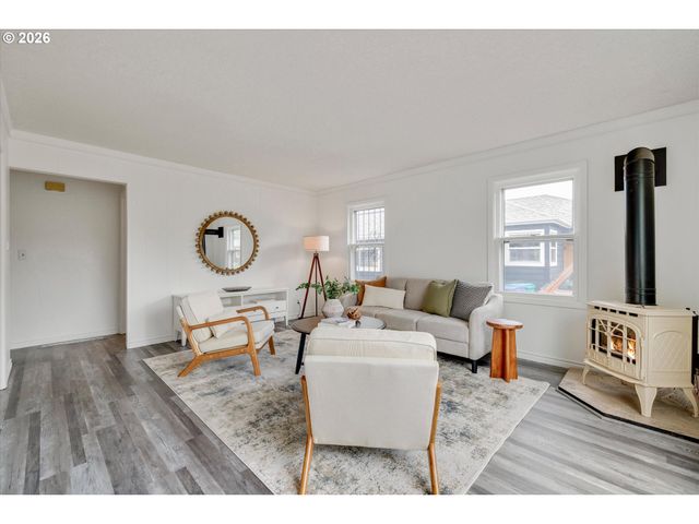 4905 Ne 78TH Ave, Portland, OR 97218