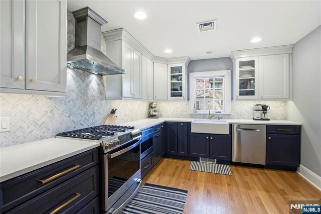 454 Maple Avenue, Glen Rock, NJ 07452