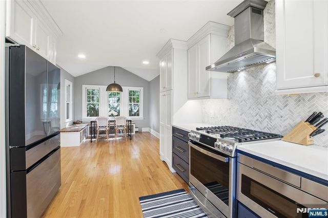 454 Maple Avenue, Glen Rock, NJ 07452