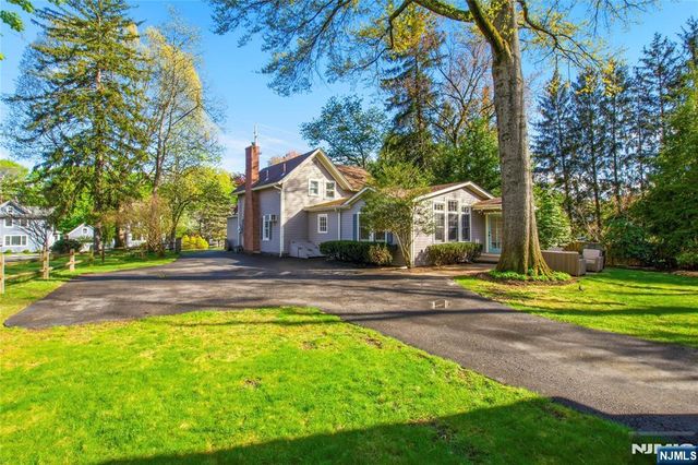 454 Maple Avenue, Glen Rock, NJ 07452