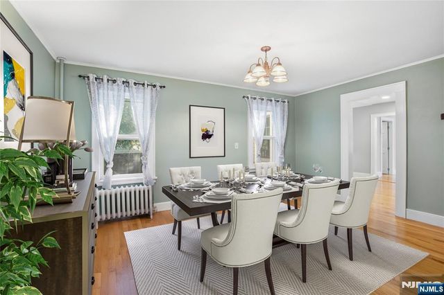 454 Maple Avenue, Glen Rock, NJ 07452