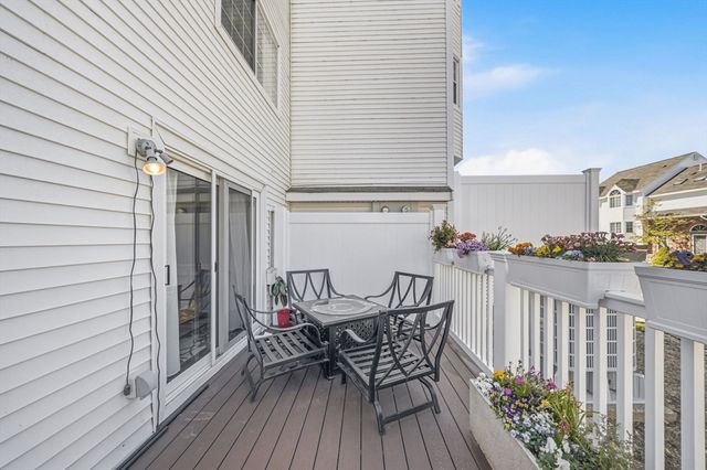 175 Tall Oaks Dr F, Weymouth, MA 02190