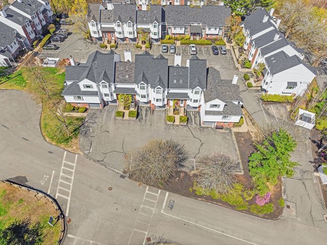 175 Tall Oaks Dr F, Weymouth, MA 02190