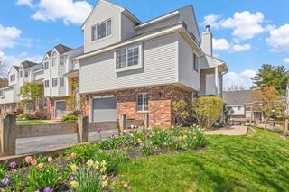 175 Tall Oaks Dr F, Weymouth, MA 02190
