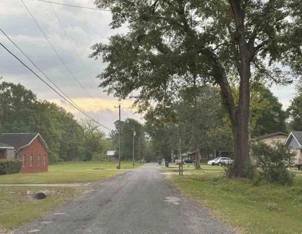 1235 Norvell Street, Silsbee, TX 77656