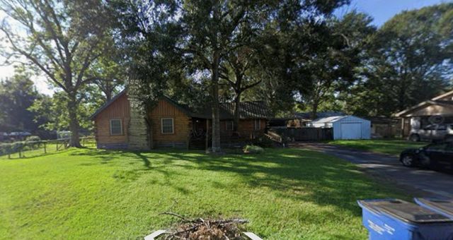 1235 Norvell Street, Silsbee, TX 77656