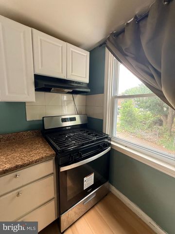 252 W 21ST ST, Chester, PA 19013