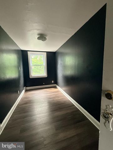 252 W 21ST ST, Chester, PA 19013