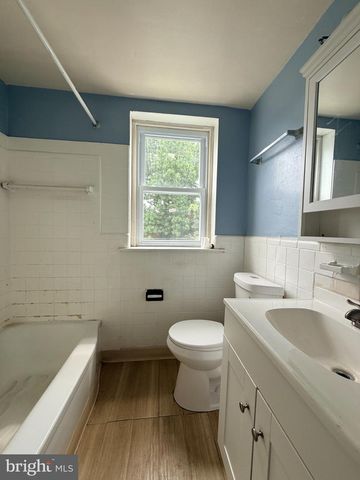 252 W 21ST ST, Chester, PA 19013