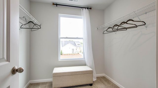 2216 Cheltenham Pl, Columbia, TN 38401