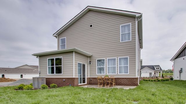 2216 Cheltenham Pl, Columbia, TN 38401