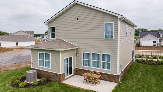 2216 Cheltenham Pl, Columbia, TN 38401
