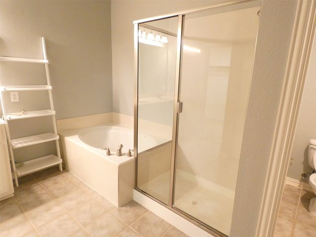 4681 Lance Leaf Drive, Fort Worth, TX 76244