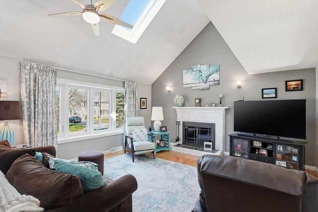 229 Comfort St 229, Bridgewater, MA 02324