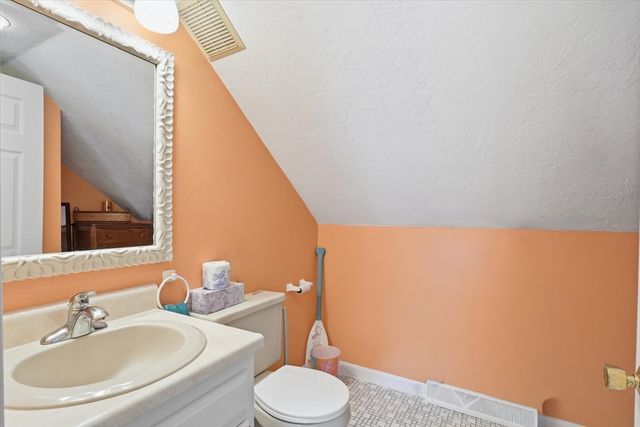 229 Comfort St 229, Bridgewater, MA 02324