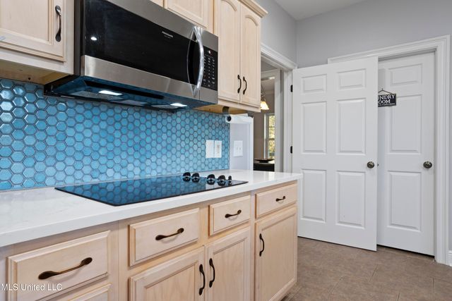 10053 Kingston Road, Bay Saint Louis, MS 39520