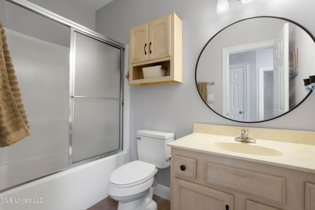 10053 Kingston Road, Bay Saint Louis, MS 39520