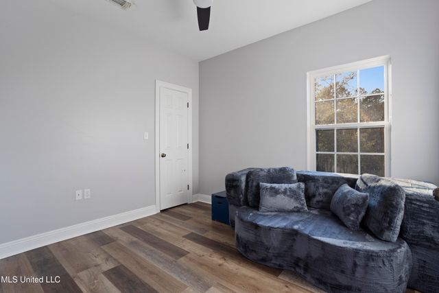 10053 Kingston Road, Bay Saint Louis, MS 39520