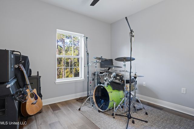 10053 Kingston Road, Bay Saint Louis, MS 39520