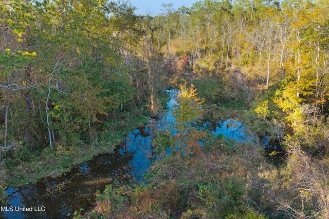 10053 Kingston Road, Bay Saint Louis, MS 39520