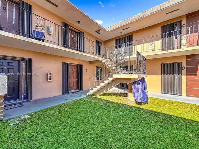 2335 NE 172nd St 3, North Miami Beach, FL 33160