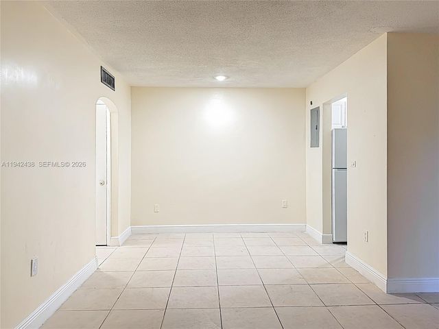 2335 NE 172nd St 3, North Miami Beach, FL 33160