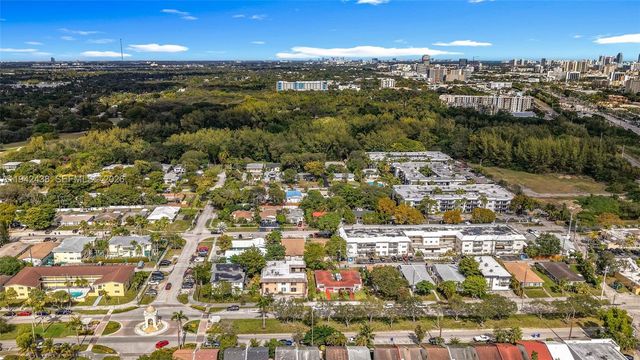 2335 NE 172nd St 3, North Miami Beach, FL 33160