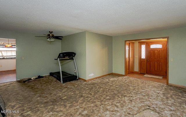 1269 Westfield Drive, Maumee, OH 43537