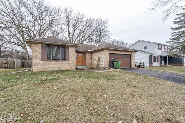 1269 Westfield Drive, Maumee, OH 43537