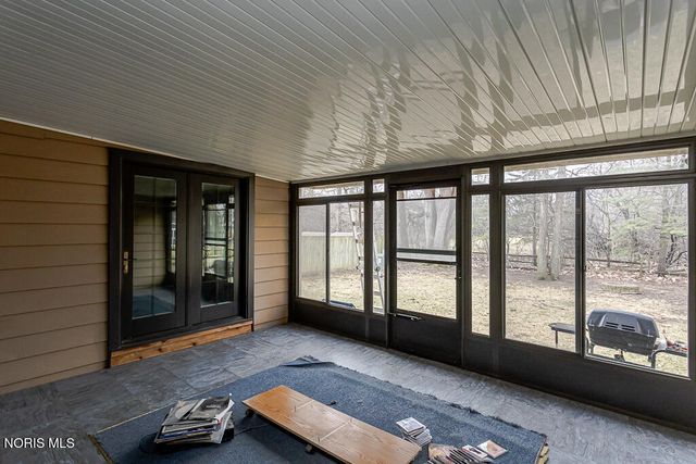 1269 Westfield Drive, Maumee, OH 43537